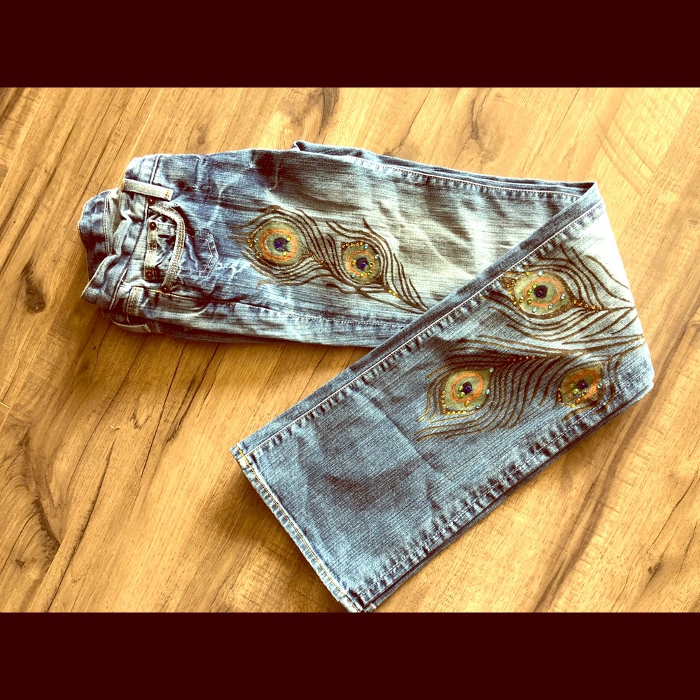 BEBE Peacock studded jeans size 27